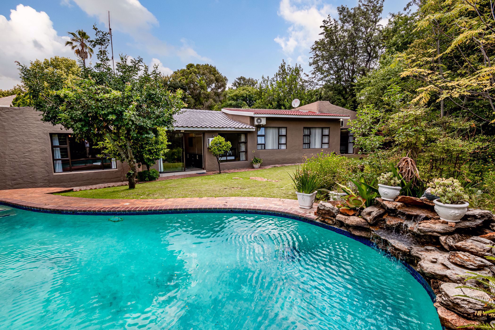 House for sale in Morningside, Sandton - HP1699739