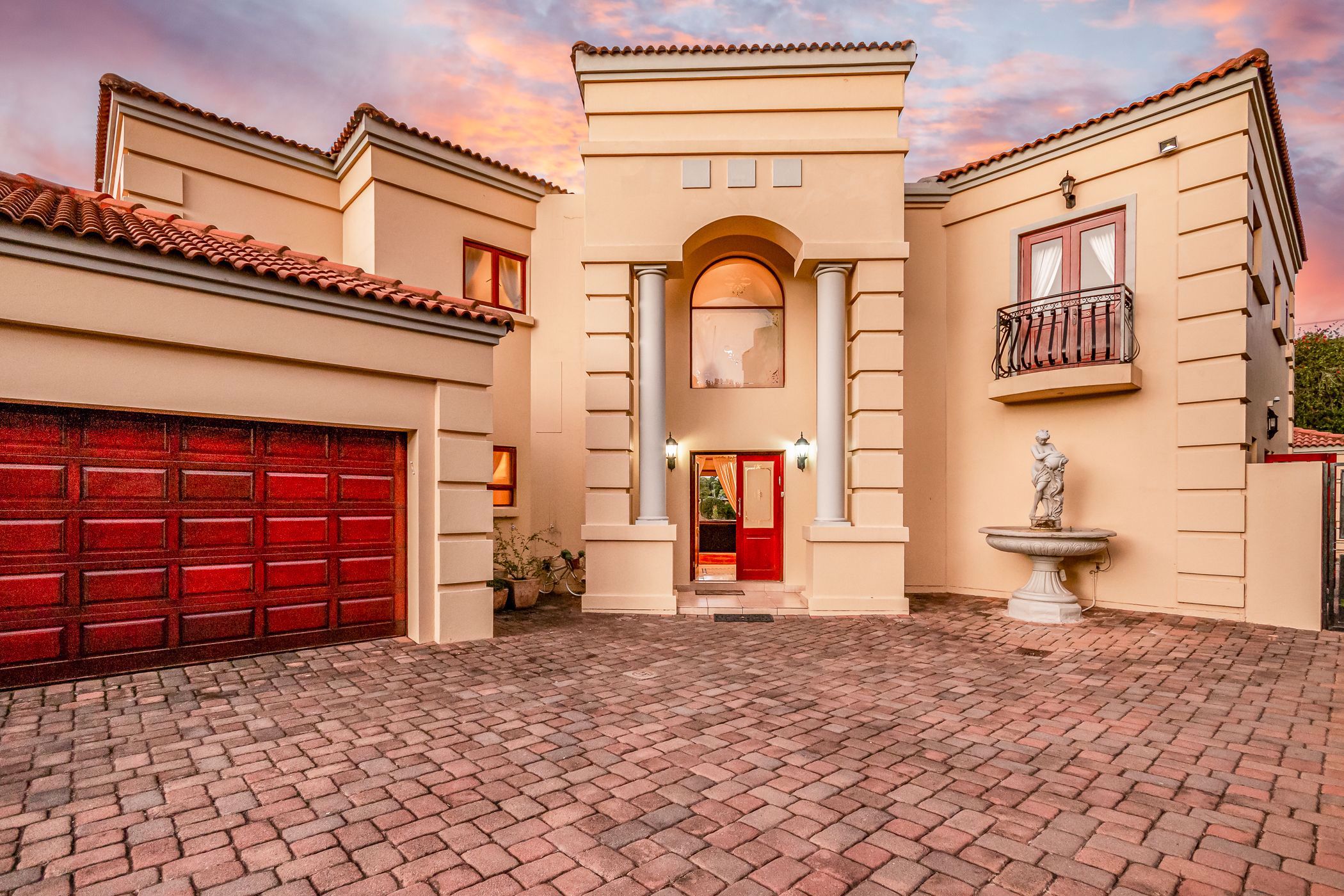 Double-storey cluster for sale in Linksfield - BED1747070
