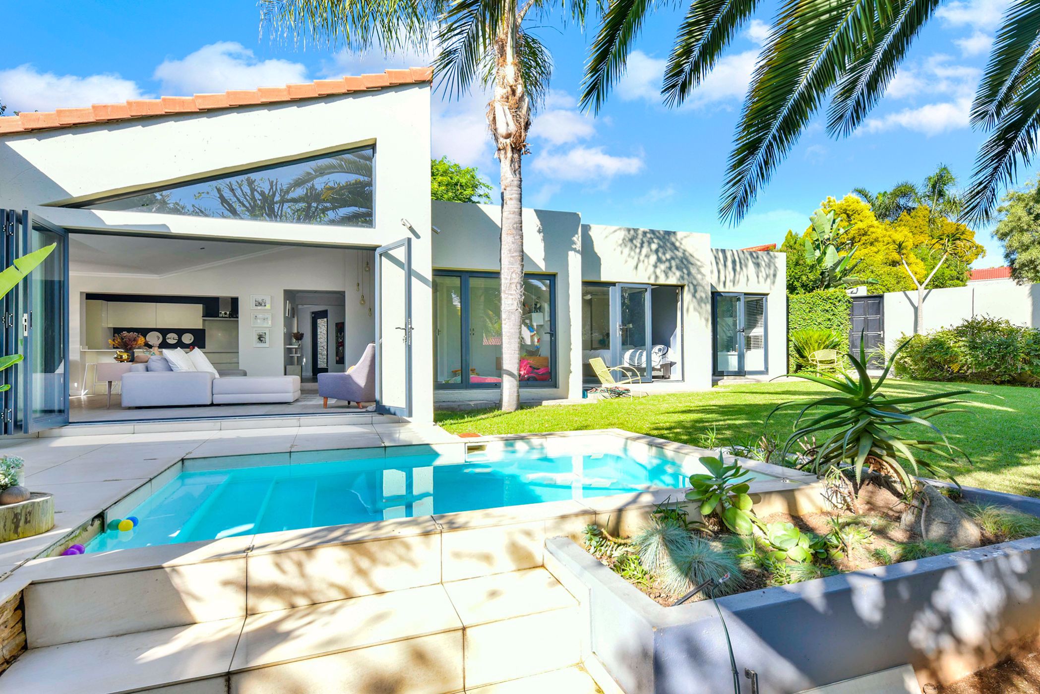 Cluster for sale in Lonehill - FW1709249