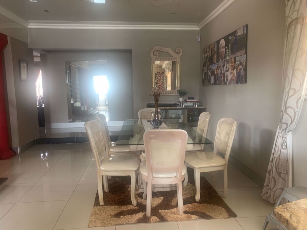 House for sale in Bendor Park - 1PS1691180