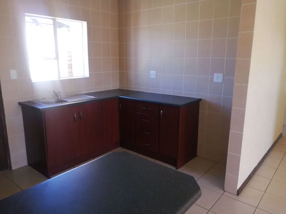 House let in Helderwyk Estate - 1BJ1721209 House let in Helderwyk Estate - 1BJ1721209