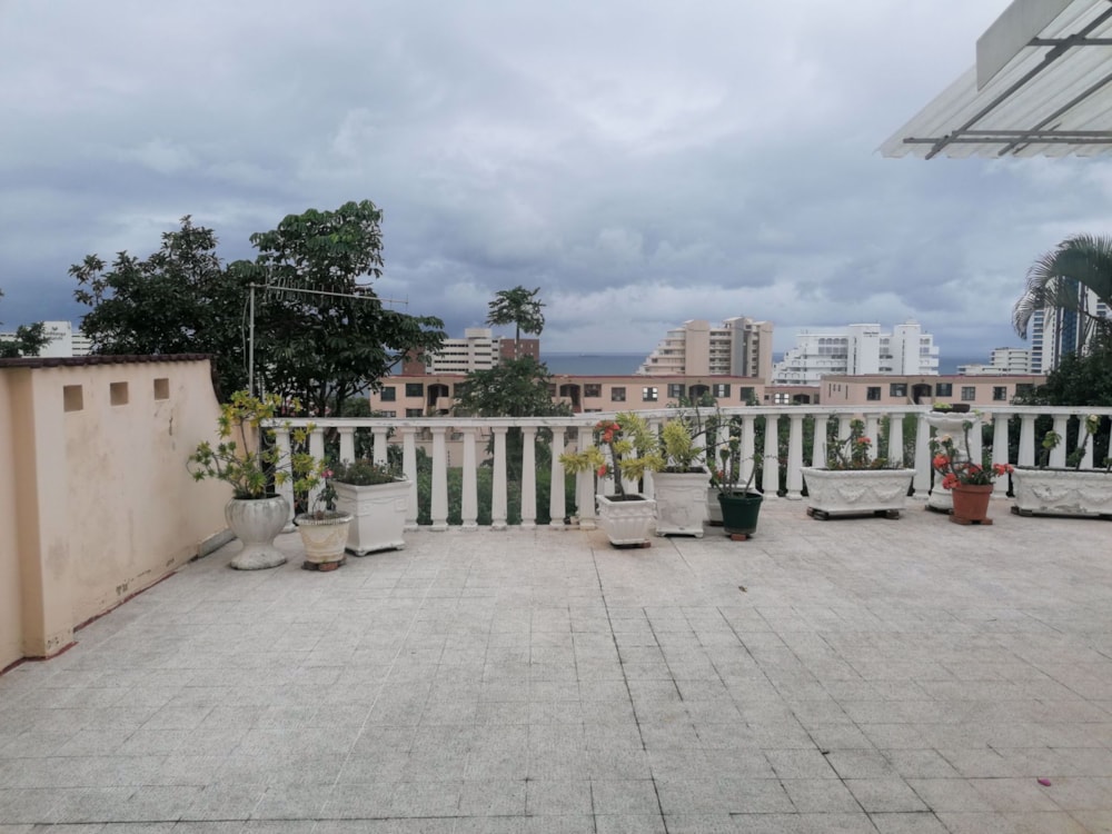 House for sale in uMhlanga Rocks - 1ND1704878 House for sale in uMhlanga Rocks - 1ND1704878