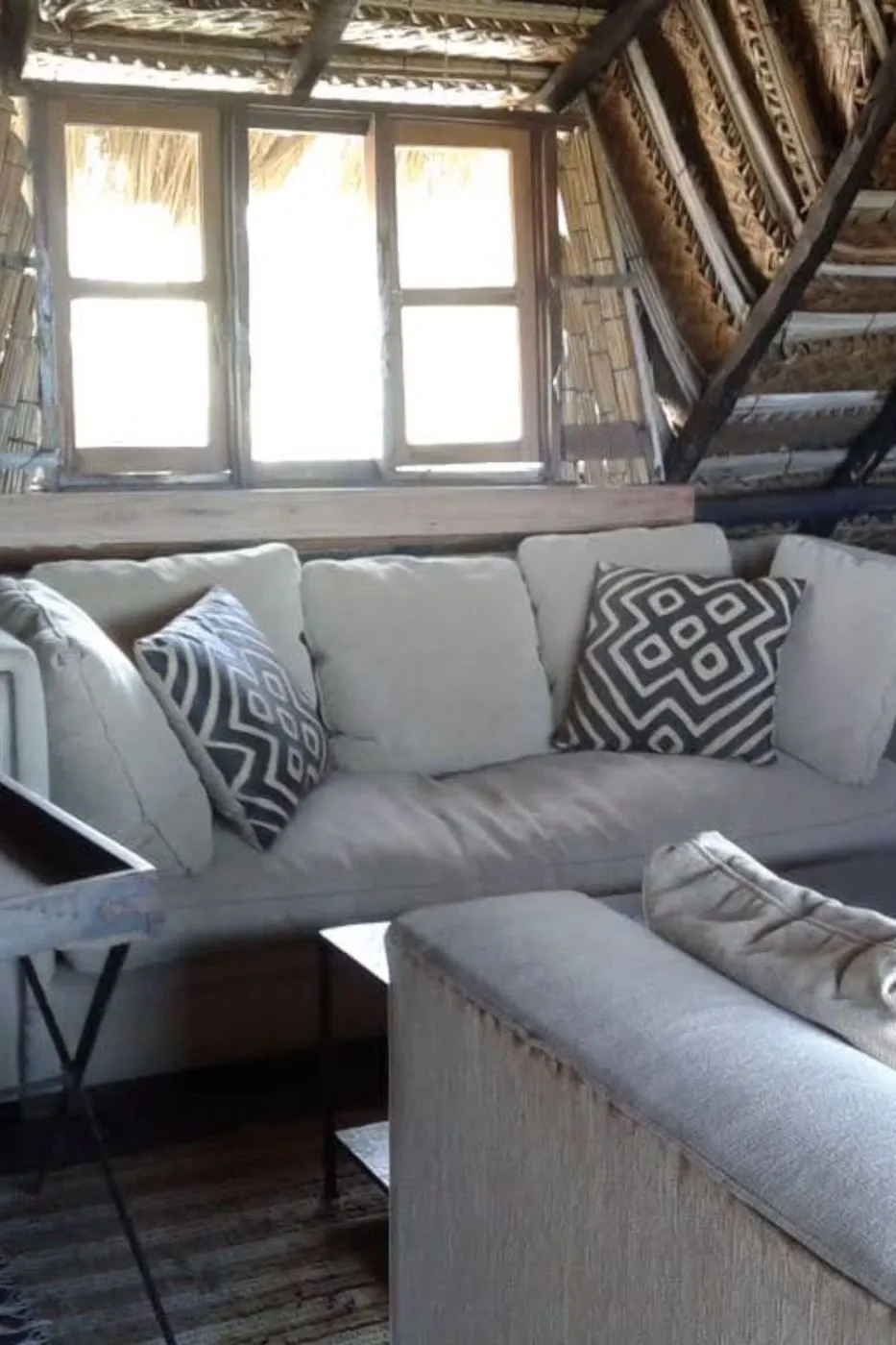 Beachfront villa for sale in Praia da Barra, Mozambique - 3MQ1564838 Beachfront villa for sale in Praia da Barra, Mozambique - 3MQ1564838