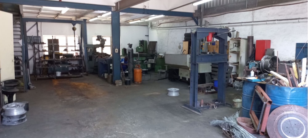 Commercial industrial property for sale in Umbogintwini - 1WB1566331