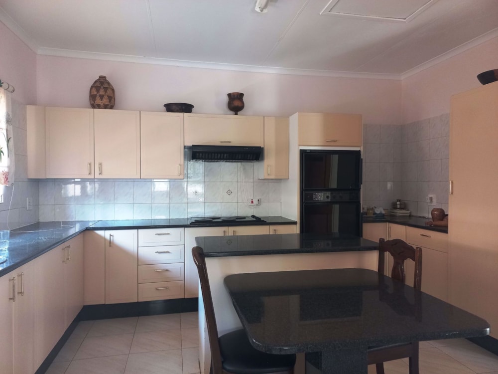 House to rent in Kgale view, Botswana - 3BO1705839 House to rent in Kgale view, Botswana - 3BO1705839