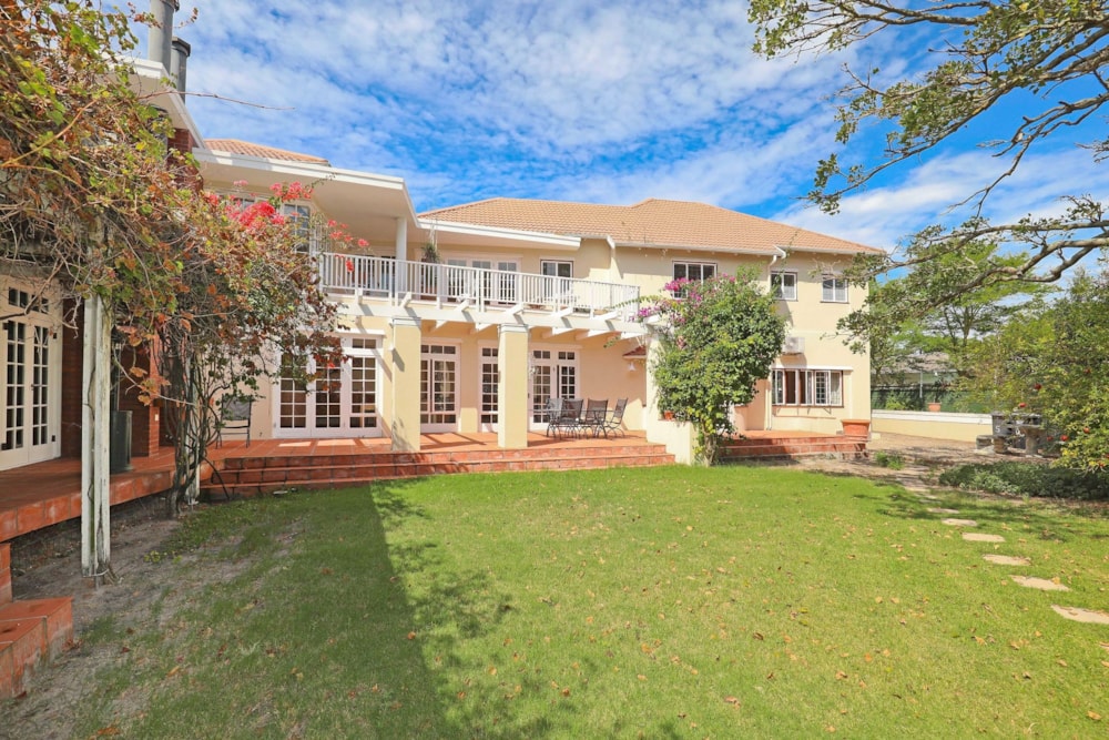 House to rent in Rondebosch - RBL1739652 House to rent in Rondebosch - RBL1739652