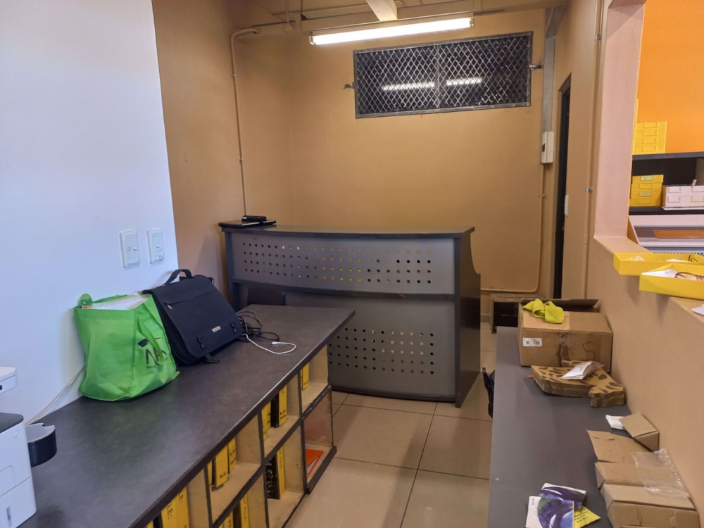 Commercial retail property for sale in Windhoek, Namibia - 3NM1566650 Commercial retail property for sale in Windhoek, Namibia - 3NM1566650