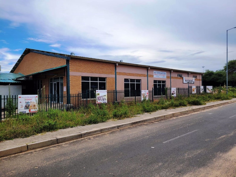 Commercial business to rent in Kasane, Chobe District, Botswana - 3BO1676033 Commercial business to rent in Kasane, Chobe District, Botswana - 3BO1676033