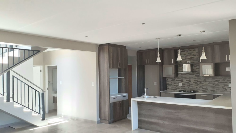 Townhouse let in Langenhovenpark - 1BX1680189 Townhouse let in Langenhovenpark - 1BX1680189