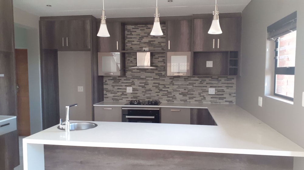 Townhouse let in Langenhovenpark - 1BX1680189 Townhouse let in Langenhovenpark - 1BX1680189