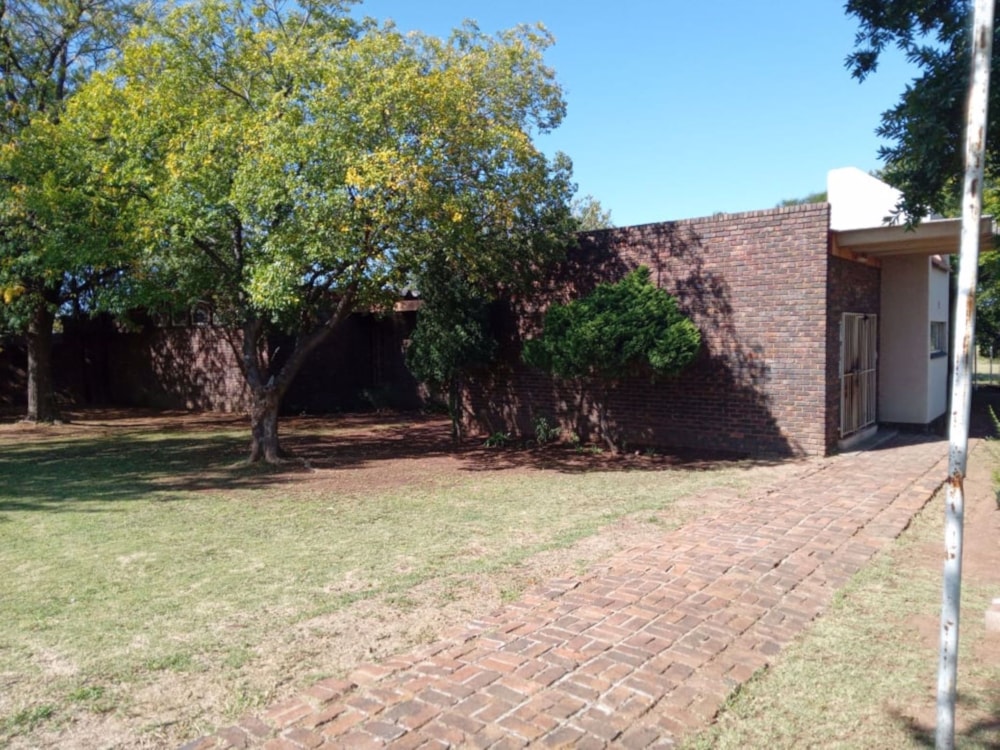 Commercial business for sale in Middelburg South (Mpumalanga South)  - 1MD1567202