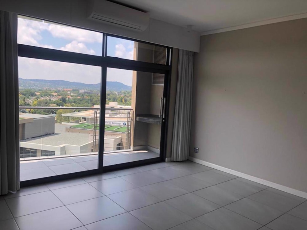 Apartment for sale in Menlyn - PT1567619