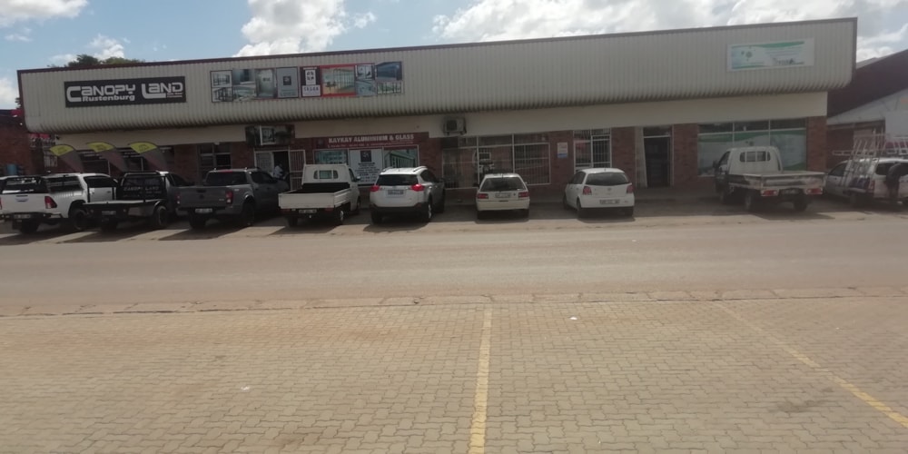 Commercial industrial property for sale in Oos Einde, Rustenburg - 1RU1567781