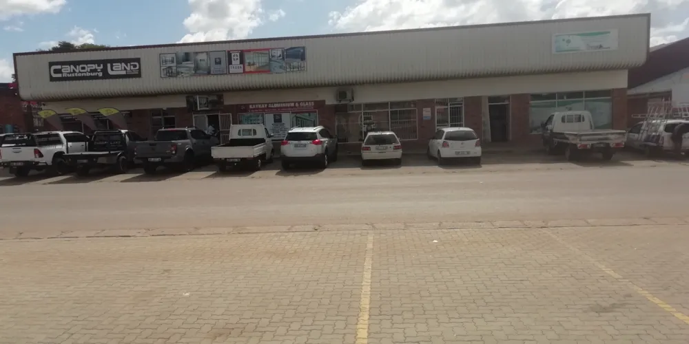 Commercial industrial property for sale in Oos Einde, Rustenburg - 1RU1567781 Commercial industrial property for sale in Oos Einde, Rustenburg - 1RU1567781
