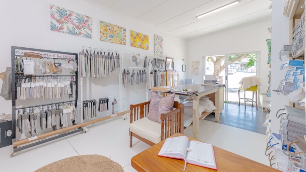 Commercial retail property for sale in Bredasdorp - 1SW1567734 Commercial retail property for sale in Bredasdorp - 1SW1567734