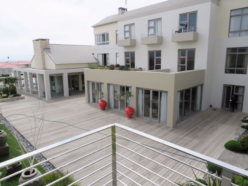 Bachelor retirement apartment sold in Ocean View, Namibia - 3NM1568517