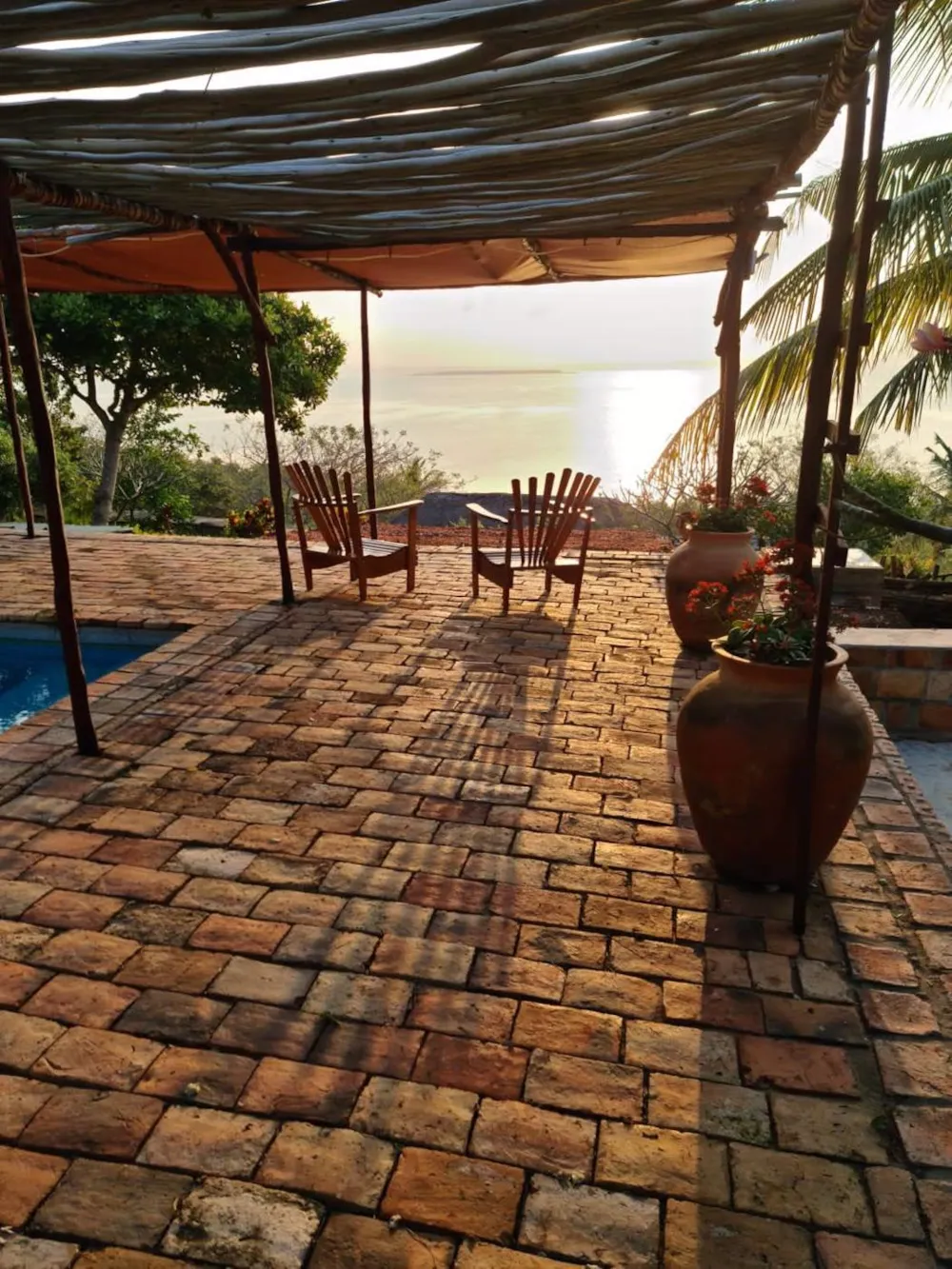 Beachfront villa for sale in Praia da Barra, Mozambique - 3MQ1568857 Beachfront villa for sale in Praia da Barra, Mozambique - 3MQ1568857
