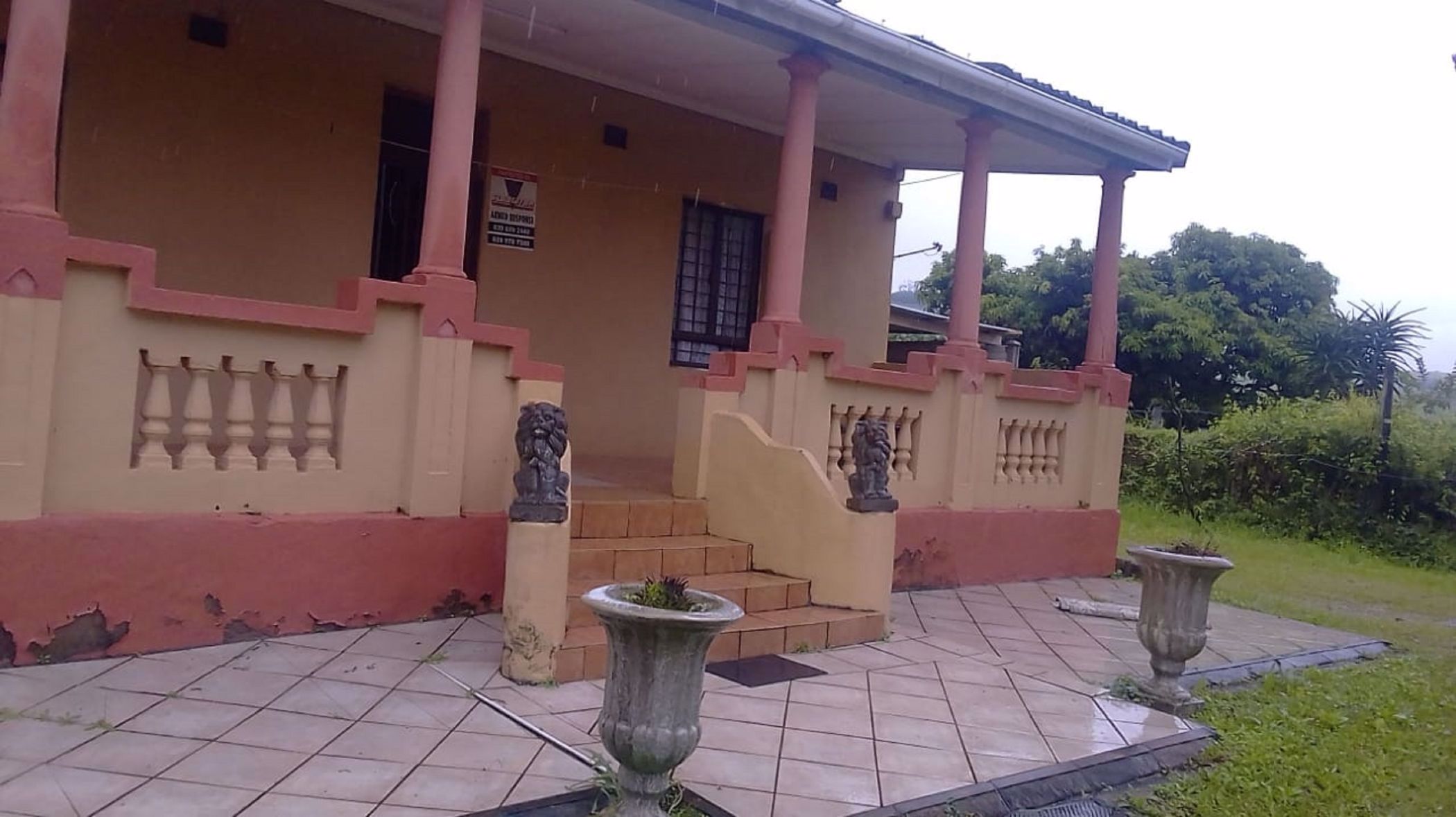 House for sale in Umzinto - 1si1569138