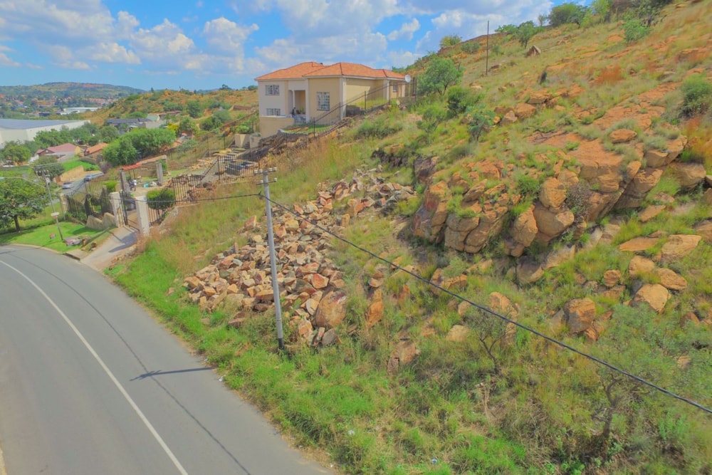 Vacant land for sale in Oakdene, Johannesburg - 1GV1689086 Vacant land for sale in Oakdene, Johannesburg - 1GV1689086