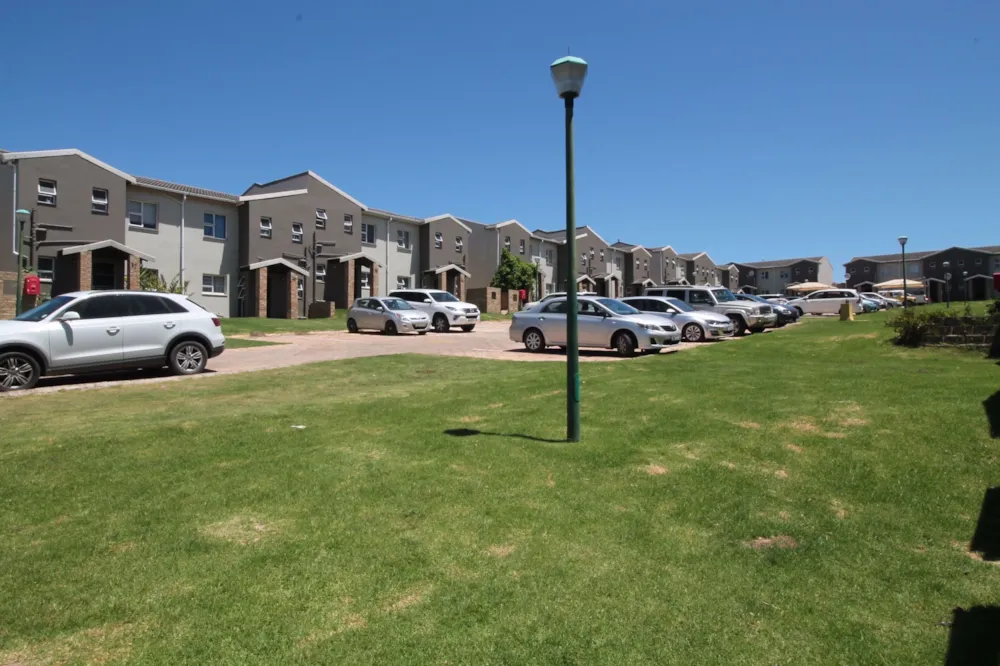 Townhouse for sale in Forest Downs - 1PF1645186