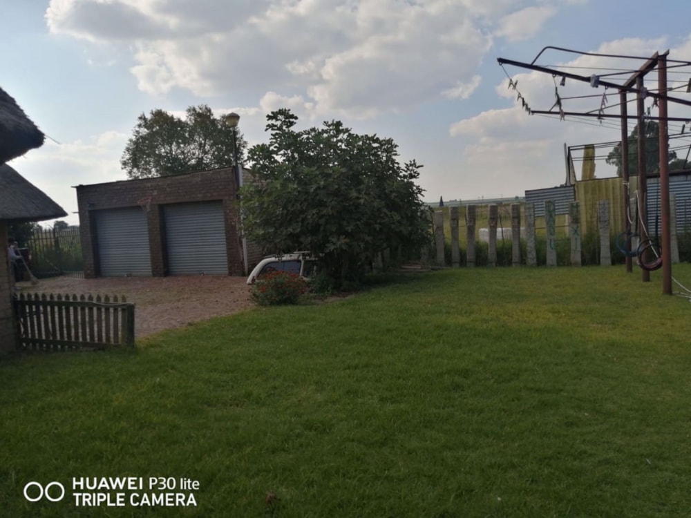 Smallholding for sale in Vischkuil - 1SP1566977