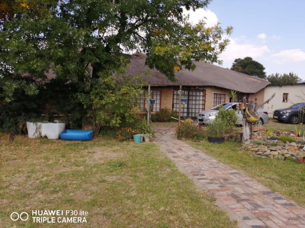 Smallholding for sale in Vischkuil - 1SP1566977