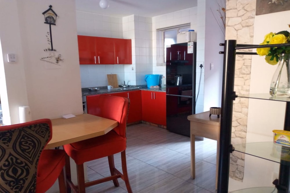 Apartment to rent in Amanzimtoti - 1WB1692807 Apartment to rent in Amanzimtoti - 1WB1692807