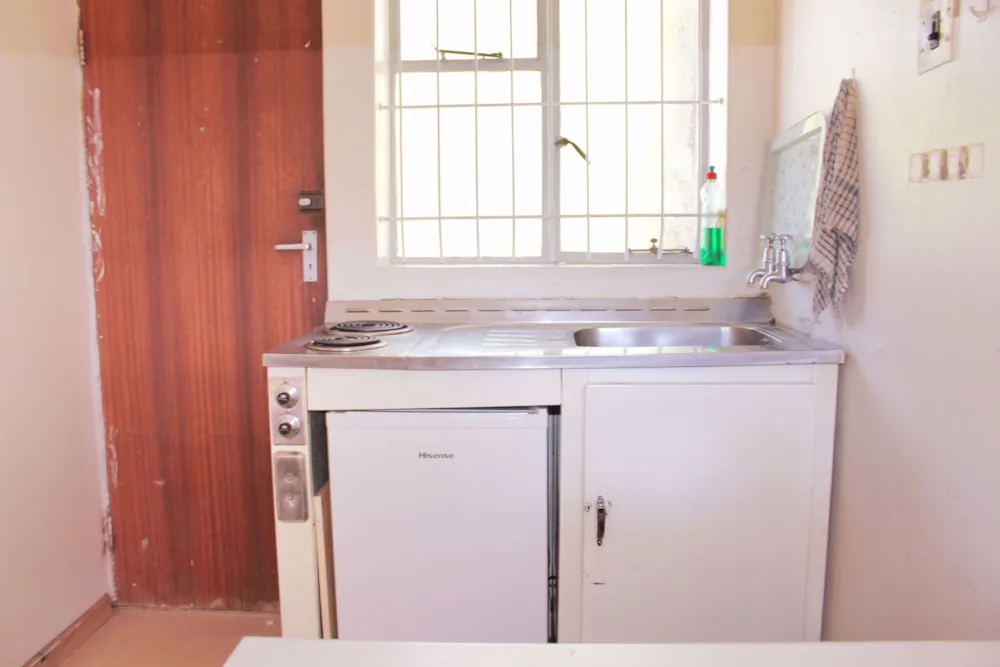 Bachelor apartment for sale in Grahamstown Central (Makhanda Central)  - 1GC1569108