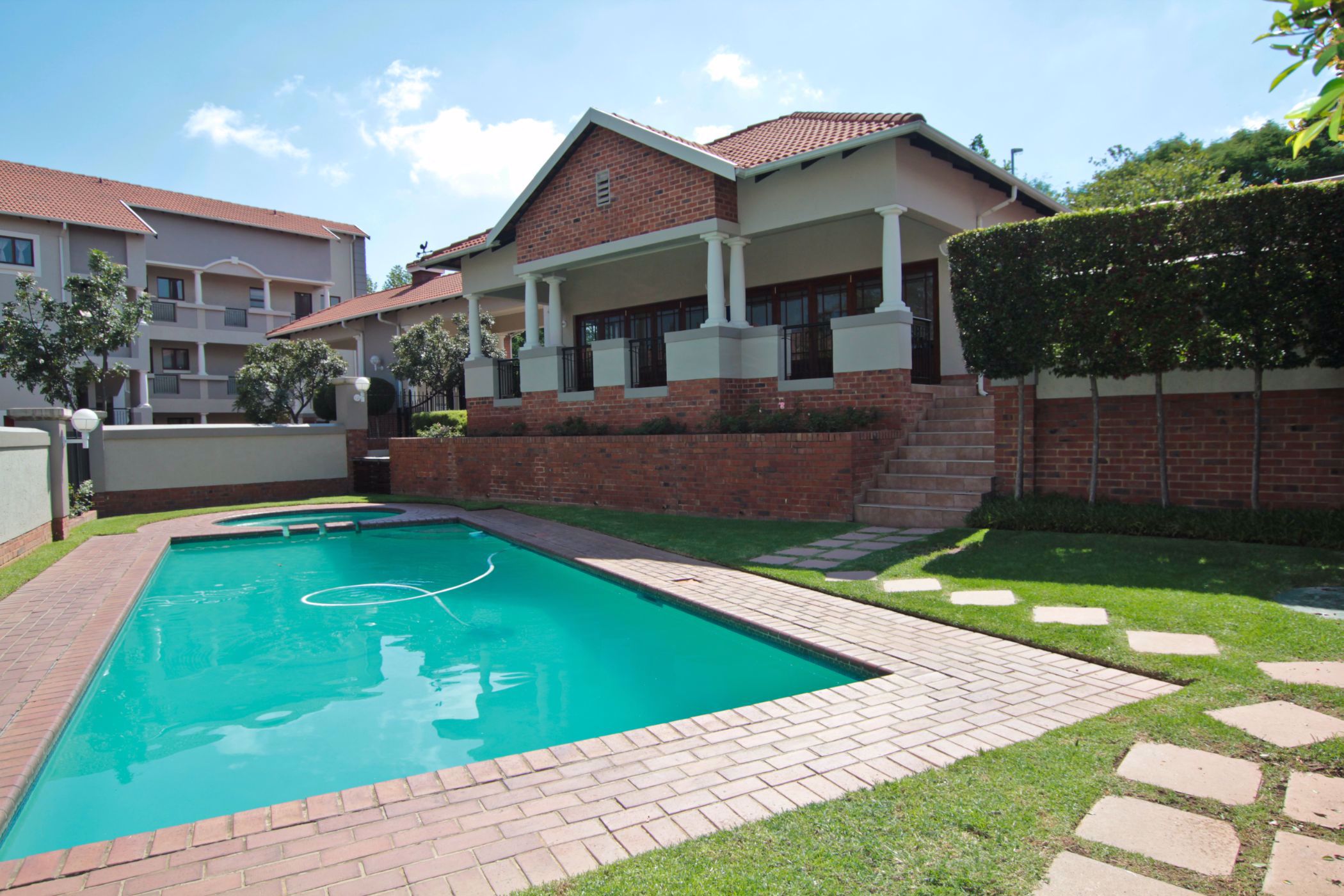 Apartment for sale in Paulshof - FW1708157