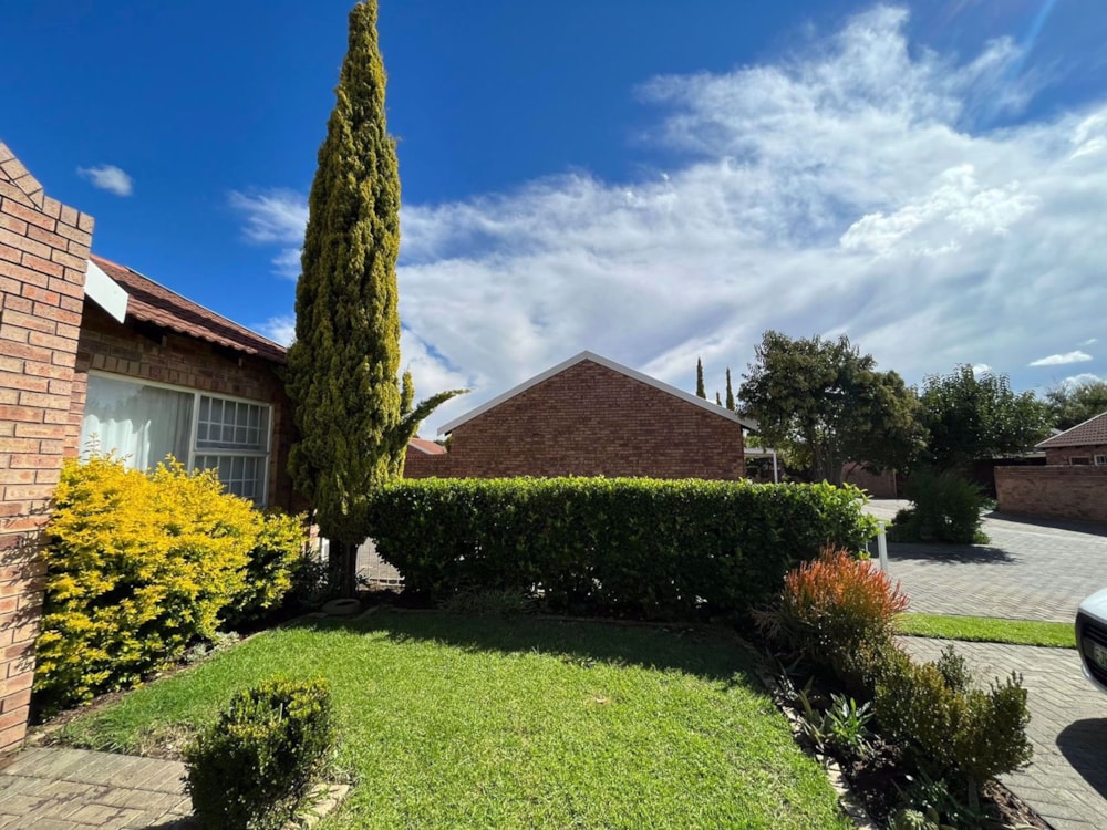 Townhouse for sale in Universitas - 1BX1649670 Townhouse for sale in Universitas - 1BX1649670