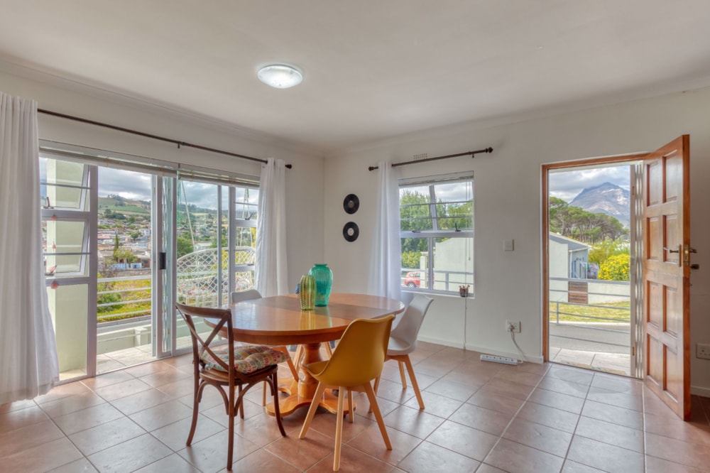 Townhouse let in Stellenbosch - STL1750943 Townhouse let in Stellenbosch - STL1750943