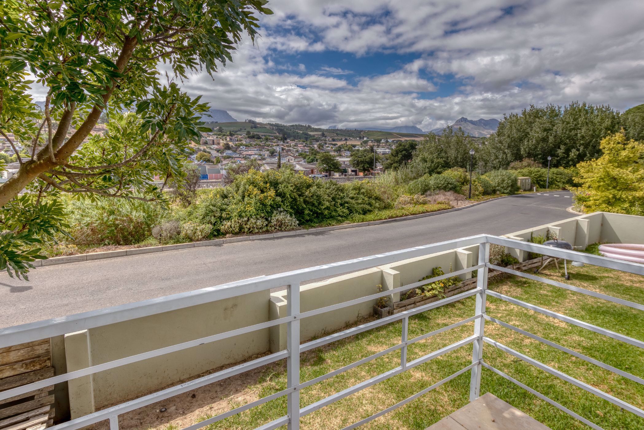 Townhouse to rent in Stellenbosch - STL1750943