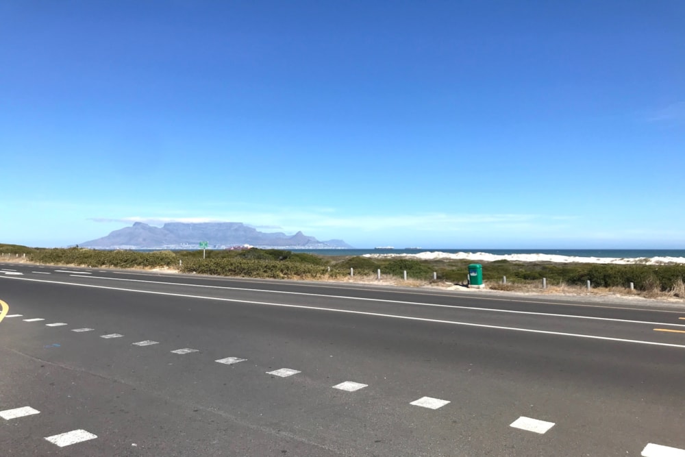 Townhouse to rent in Big Bay - 1TV1743205