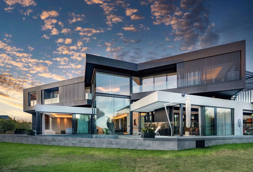 Double-storey house for sale in Steyn City - 1SY1718562 Double-storey house for sale in Steyn City - 1SY1718562