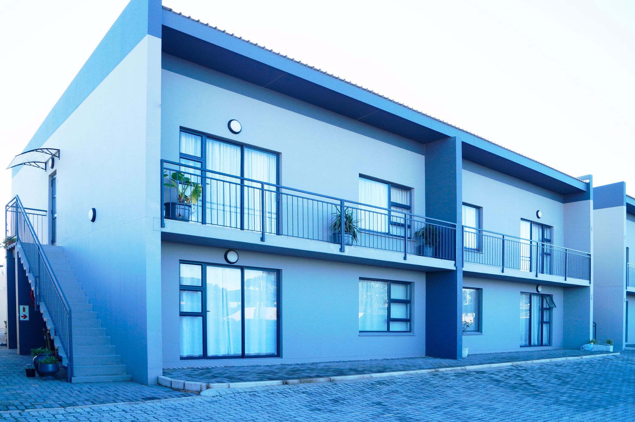 Security complex home for sale in Gonubie - 1ET1571603