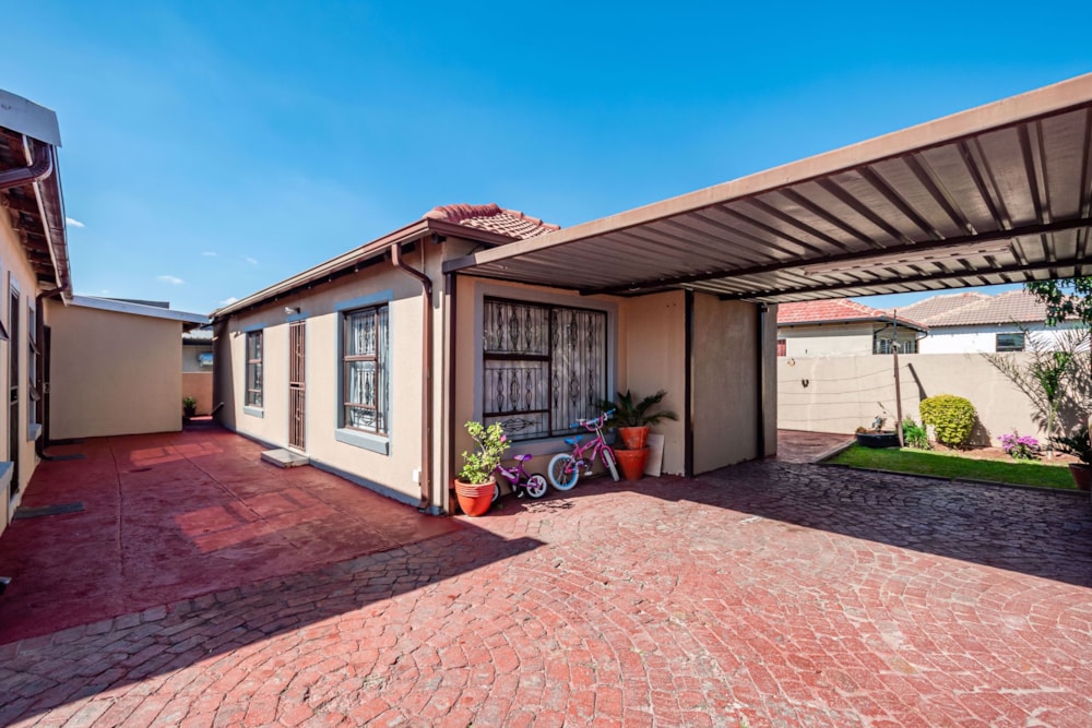 House for sale in Birch Acres - KTP1700089 House for sale in Birch Acres - KTP1700089