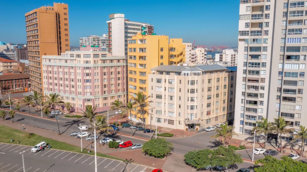 Apartment for sale in South Beach Durban - 1DA1569435 Apartment for sale in South Beach Durban - 1DA1569435