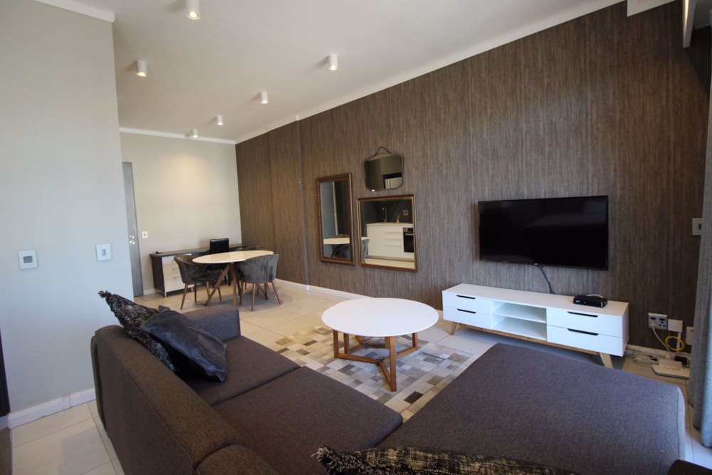 Apartment for sale in Menlyn - PT1699360