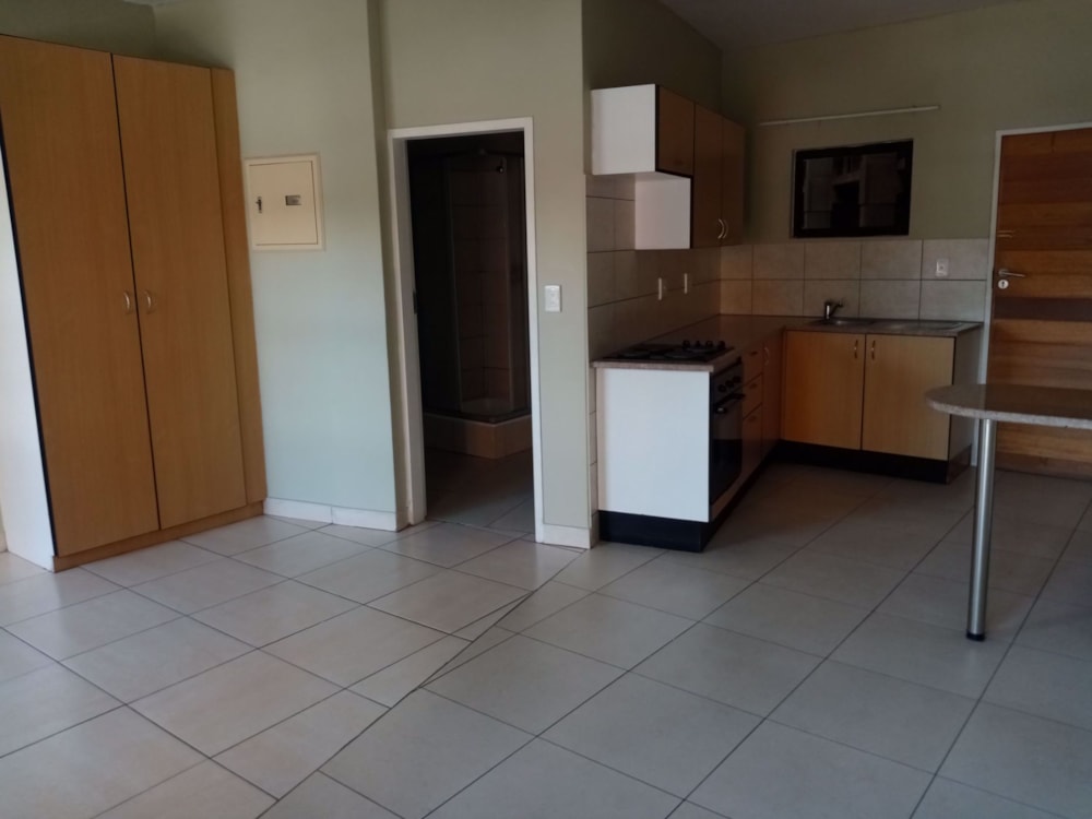 Bachelor apartment for sale in Auckland Park - HP1569942