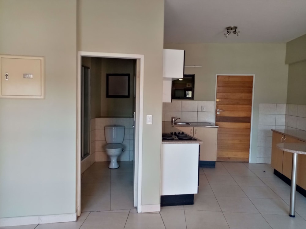 Bachelor apartment for sale in Auckland Park - HP1569942