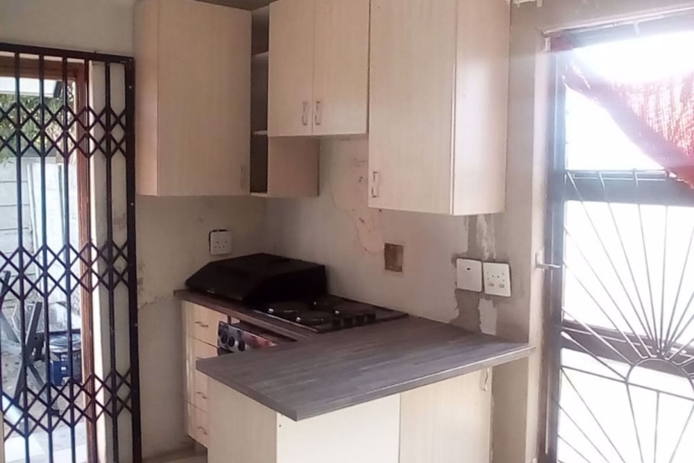 House let in Eersterivier, Cape Town - 1KV1691316 House let in Eersterivier, Cape Town - 1KV1691316