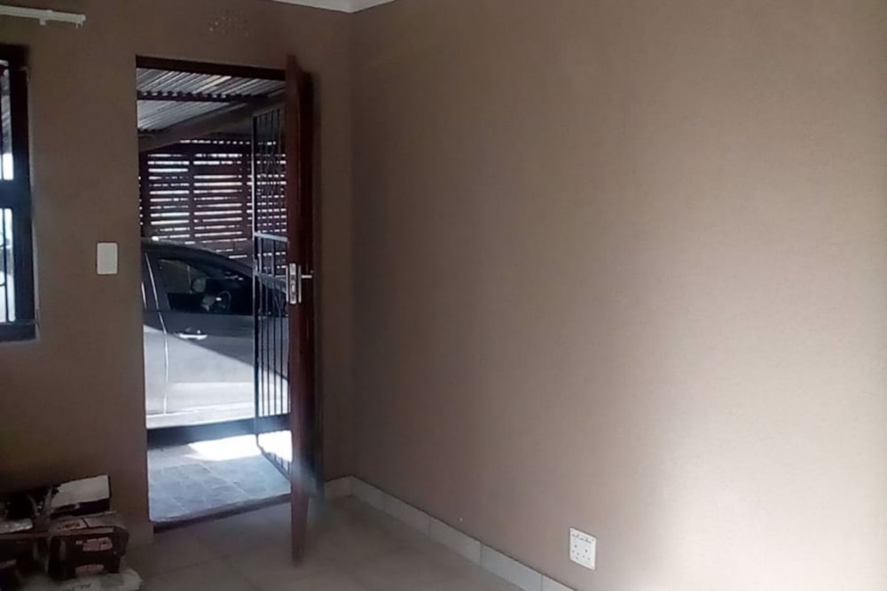 House let in Eersterivier, Cape Town - 1KV1691316 House let in Eersterivier, Cape Town - 1KV1691316