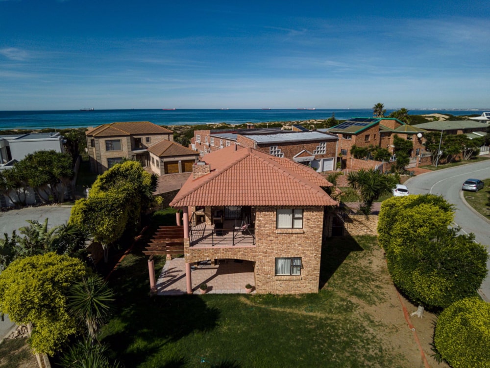 House for sale in Bluewater Bay, Port Elizabeth, Gqeberha - 1PLZ1570672 House for sale in Bluewater Bay, Port Elizabeth, Gqeberha - 1PLZ1570672