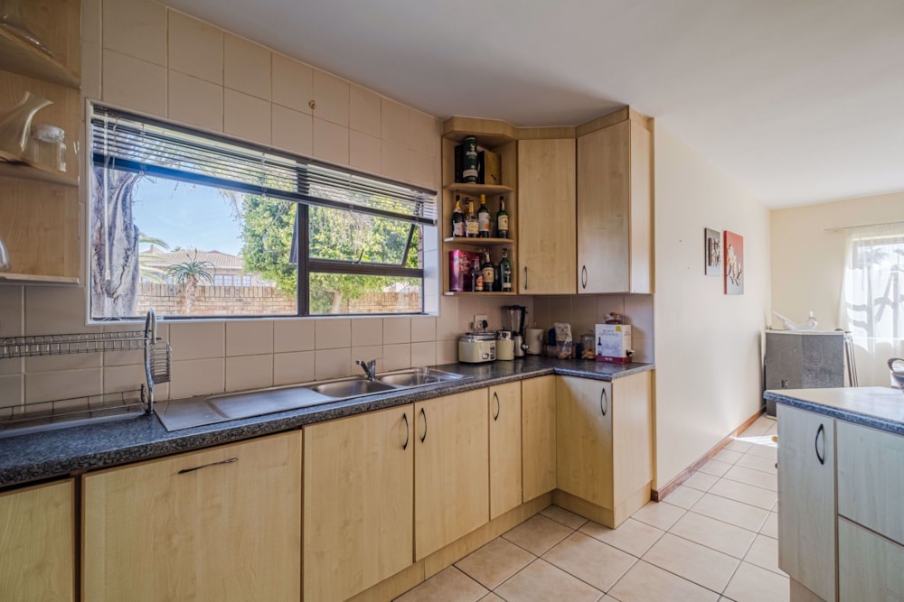 House for sale in Bluewater Bay, Port Elizabeth, Gqeberha - 1PLZ1570672