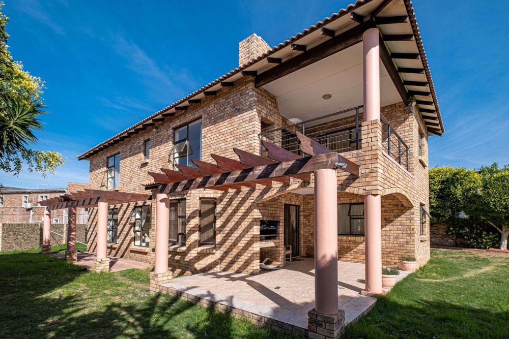 House for sale in Bluewater Bay, Port Elizabeth, Gqeberha - 1PLZ1570672