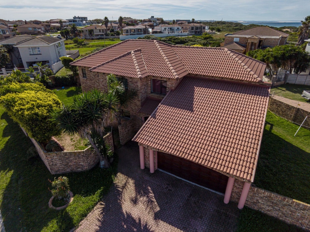 House for sale in Bluewater Bay, Port Elizabeth, Gqeberha - 1PLZ1570672