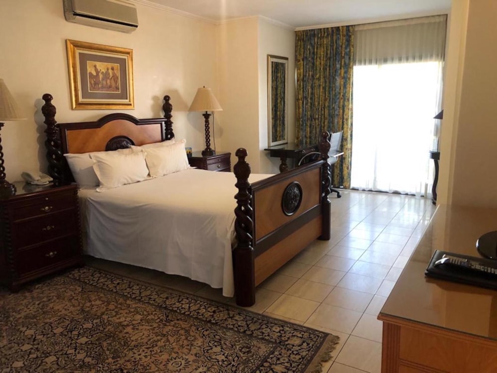 City hotel for sale in Nieuw Muckleneuk - PT1570226 City hotel for sale in Nieuw Muckleneuk - PT1570226