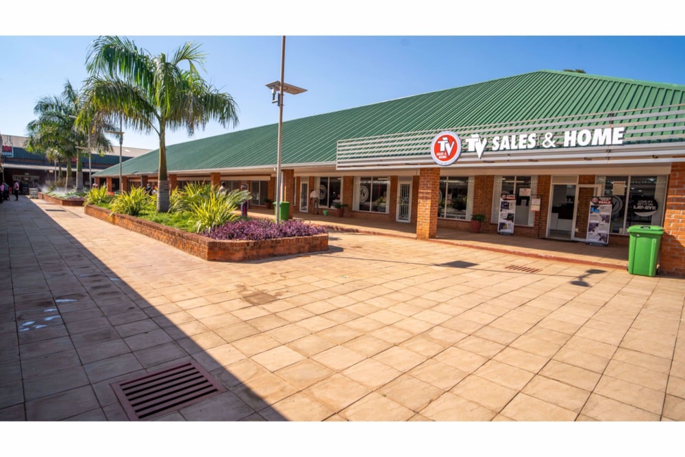 Commercial retail property sold in Mashonaland West, Zimbabwe - 3ZB1570299