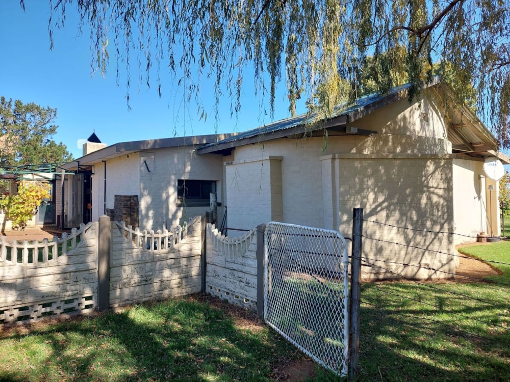 Smallholding for sale in Bethlehem - 1BX1570309 Smallholding for sale in Bethlehem - 1BX1570309