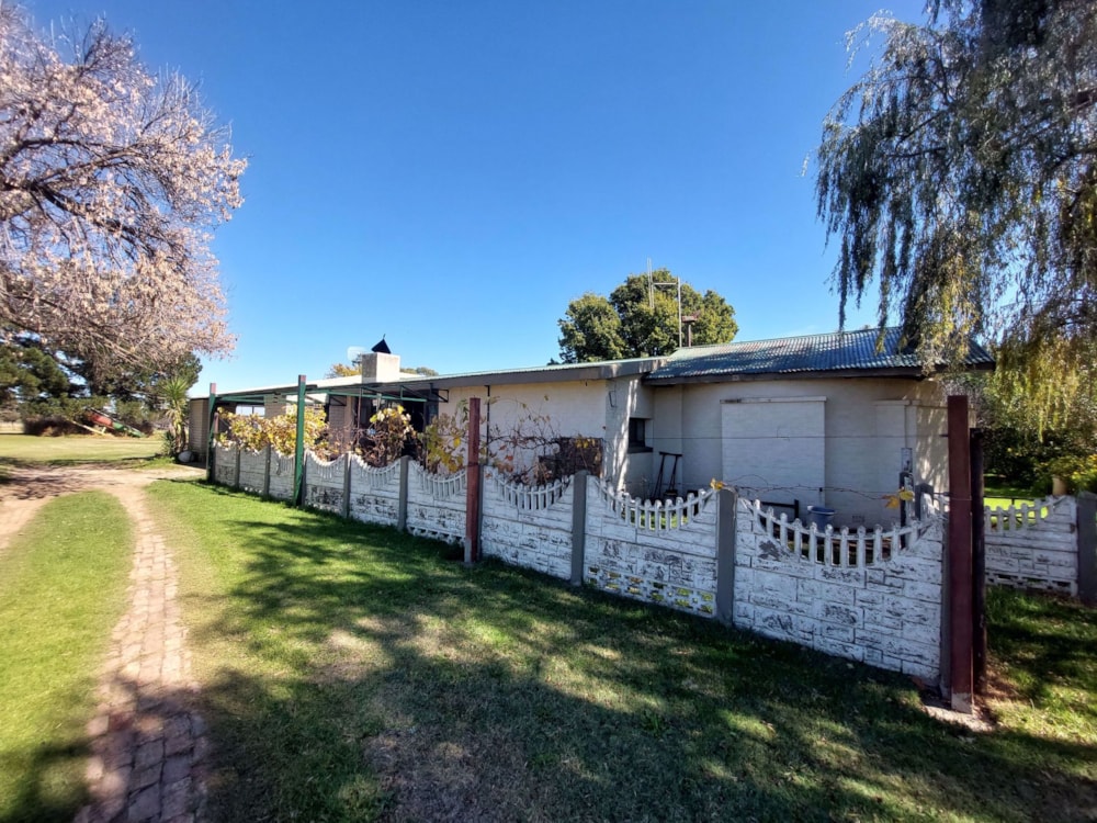 Smallholding for sale in Bethlehem - 1BX1570309 Smallholding for sale in Bethlehem - 1BX1570309